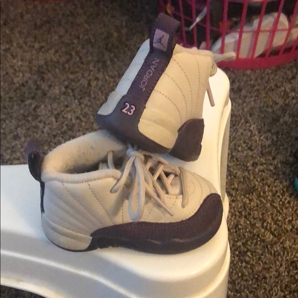 Jordan's 4c - Picture 2 of 3